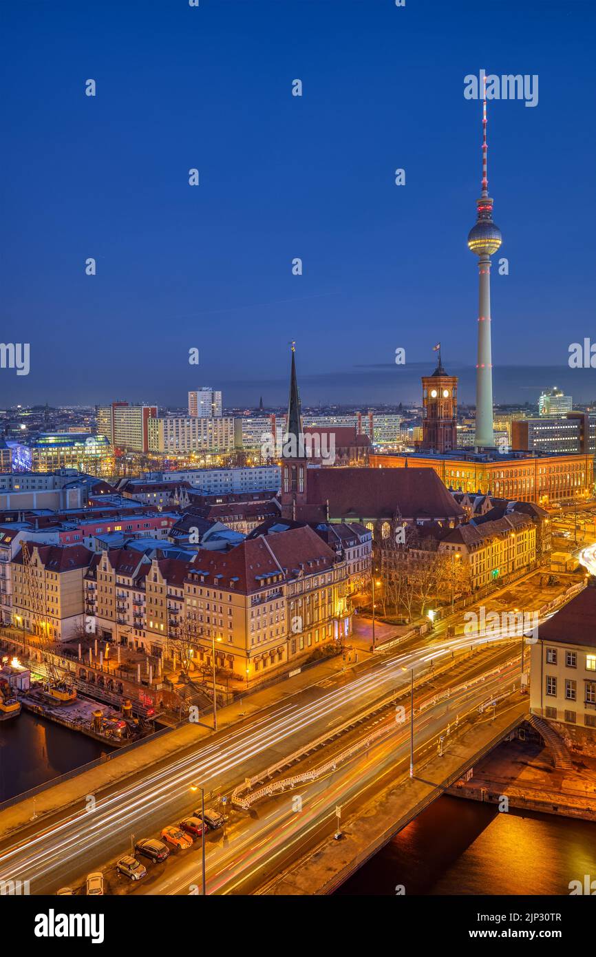 berlin-television-tower-alexanderplatz-television-towers