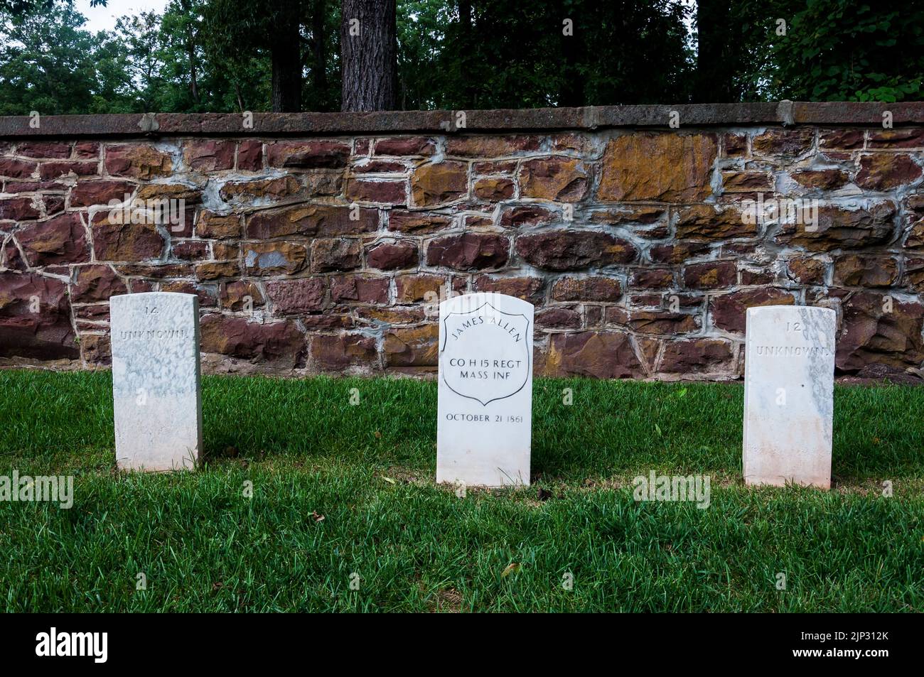 Civil War Grave Markers, Balls Bluff Battlefield, Virginia, USA Stock Photo Alamy