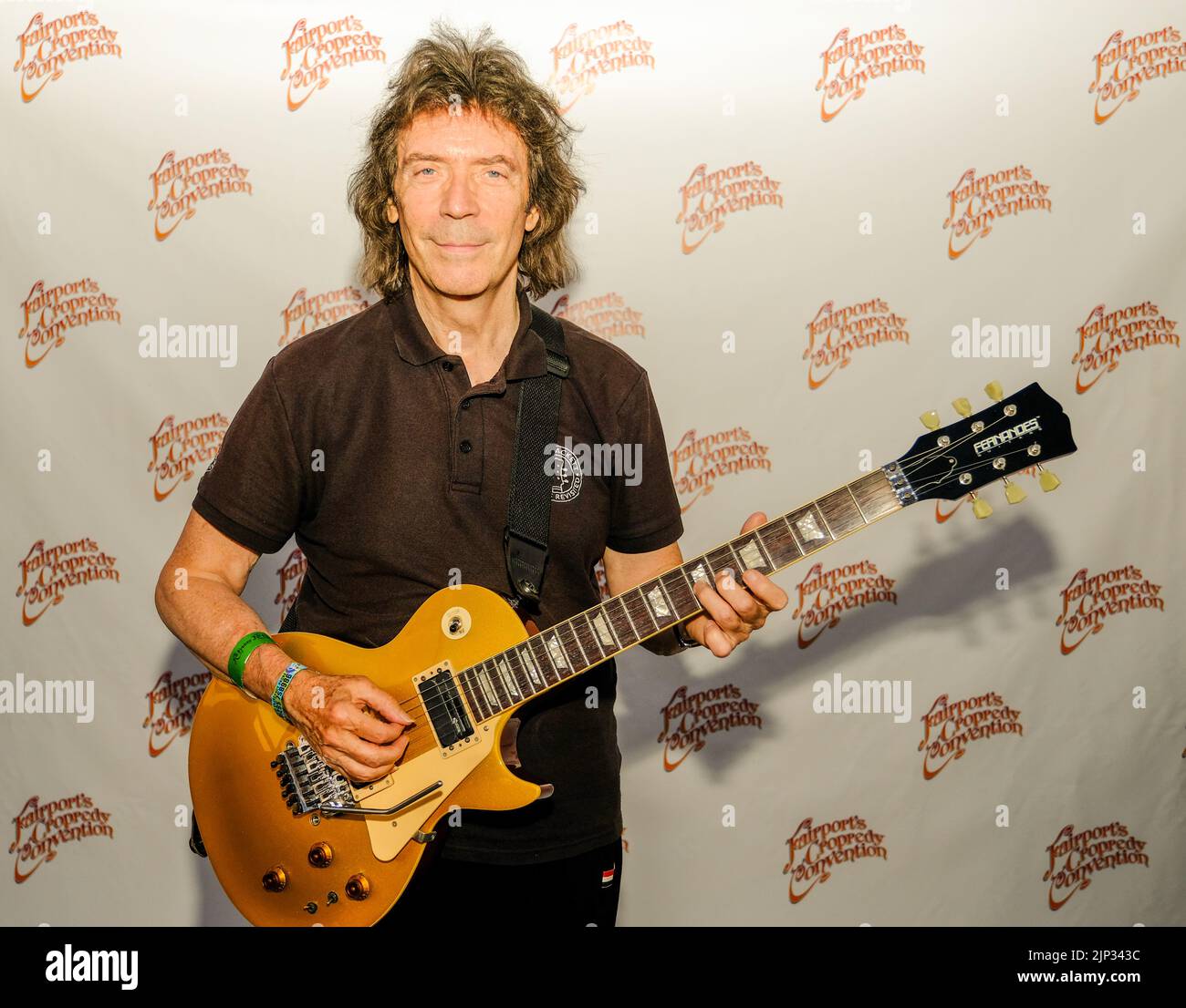 Cropredy Oxfordshire UK... Fairport Cropredy Convention.Genesis legendary lead guitarist Steve Hackett backstage prior to performing at this years  Fairport Cropredy Convention. Stock Photo