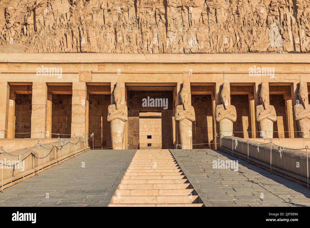 temple of hatshepsut, osiris-pfeiler Stock Photo