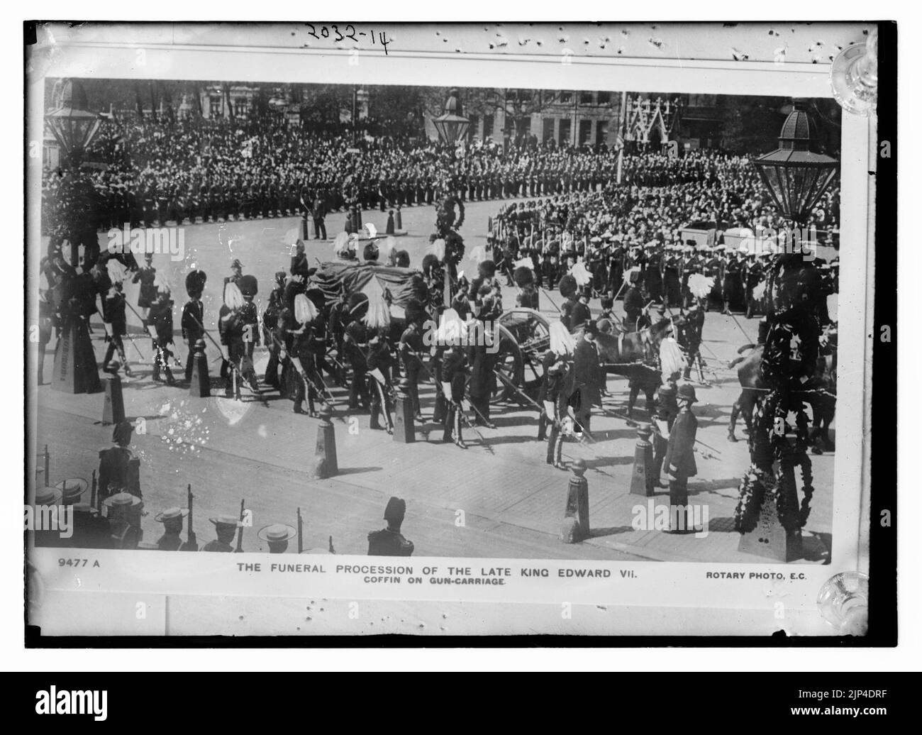 The funeral procession of the Late King Edward VII. Coffin on gun