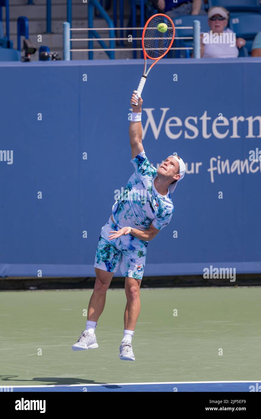 Mason, Ohio, USA. 15th Aug, 2022. Diego Schwartzman (ARG) serves during Monday's first round of the Western and Southern Open at the Lindner Family Tennis Center, Mason, Oh. (Credit Image: © Scott Stuart/ZUMA Press Wire) Stock Photo