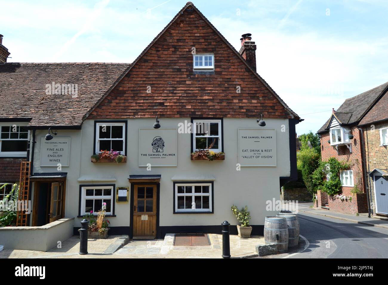 Shoreham village, Kent, has a new pub, the Samuel Palmer, it is a well known area for walkers and day trippers from London who enjoy the countryside Stock Photo