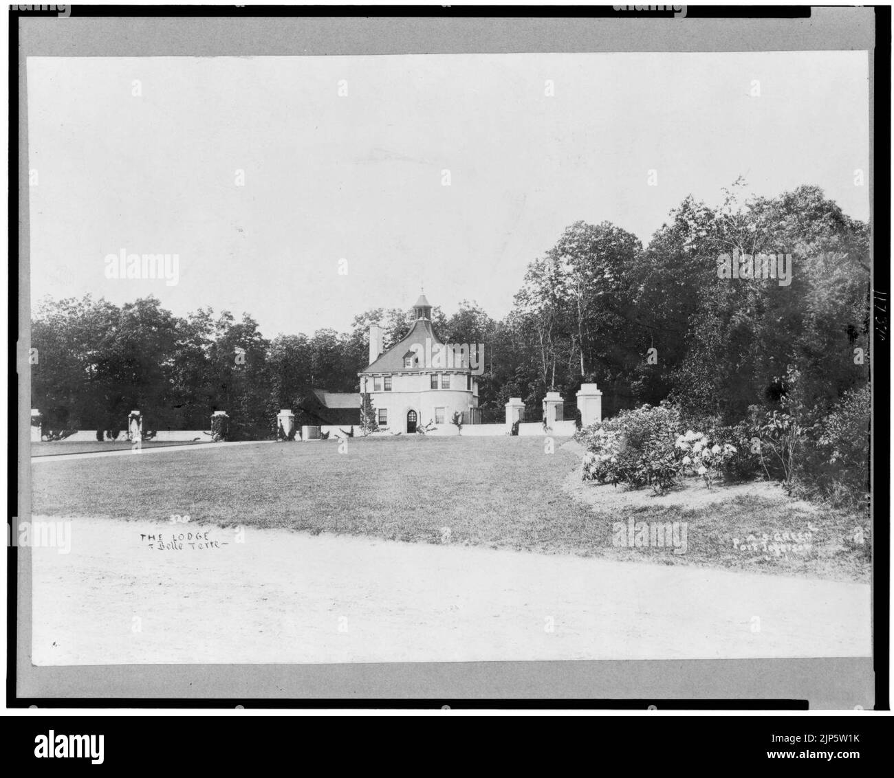 The lodge, Belle Terre, Port Jefferson, Long Island) Greene, Port