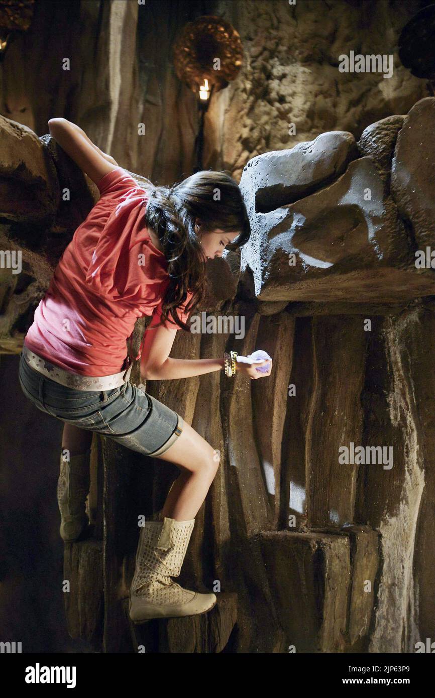 Los magos de waverly place vacaciones en el caribe hi-res stock photography  and images - Alamy, image size:866x1390