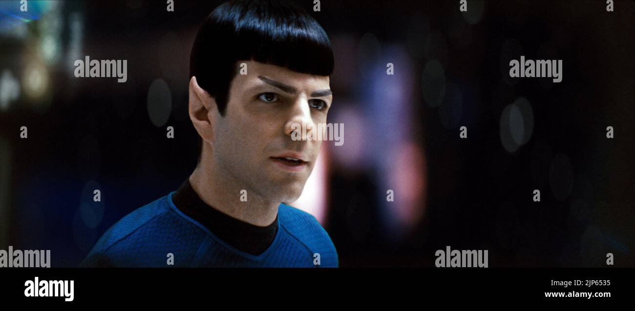 ZACHARY QUINTO, STAR TREK, 2009 Stock Photo Alamy