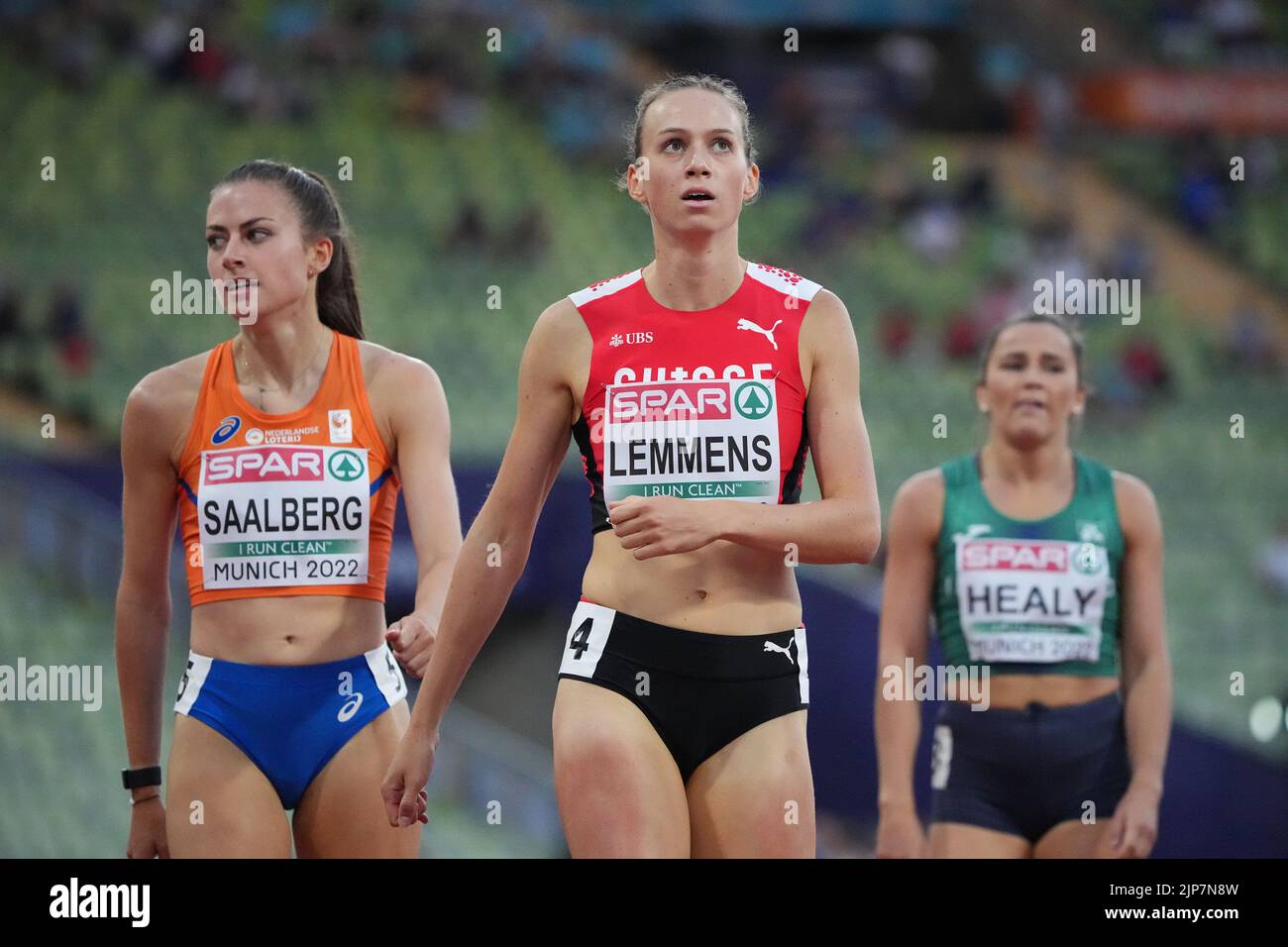 Munich, Germany. 15th Aug, 2022. Athletics: European Championships, women, 400 meters, Eveline Saalberg (l-r, Netherlands), Silke Lemmens (Switzerland) and Phil Healy. Credit: Soeren Stache/dpa/Alamy Live News Stock Photo