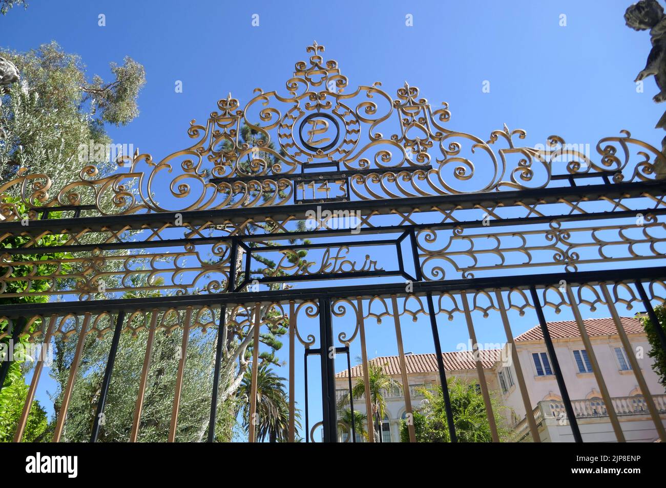 Los Angeles, California, USA 1st August 2022 A general view of atmosphere of Pierce Brothers Westwood Village Memorial Park on August 1, 2022 in Los Angeles, California, USA. Photo by Barry King/Alamy Stock Photo Stock Photo