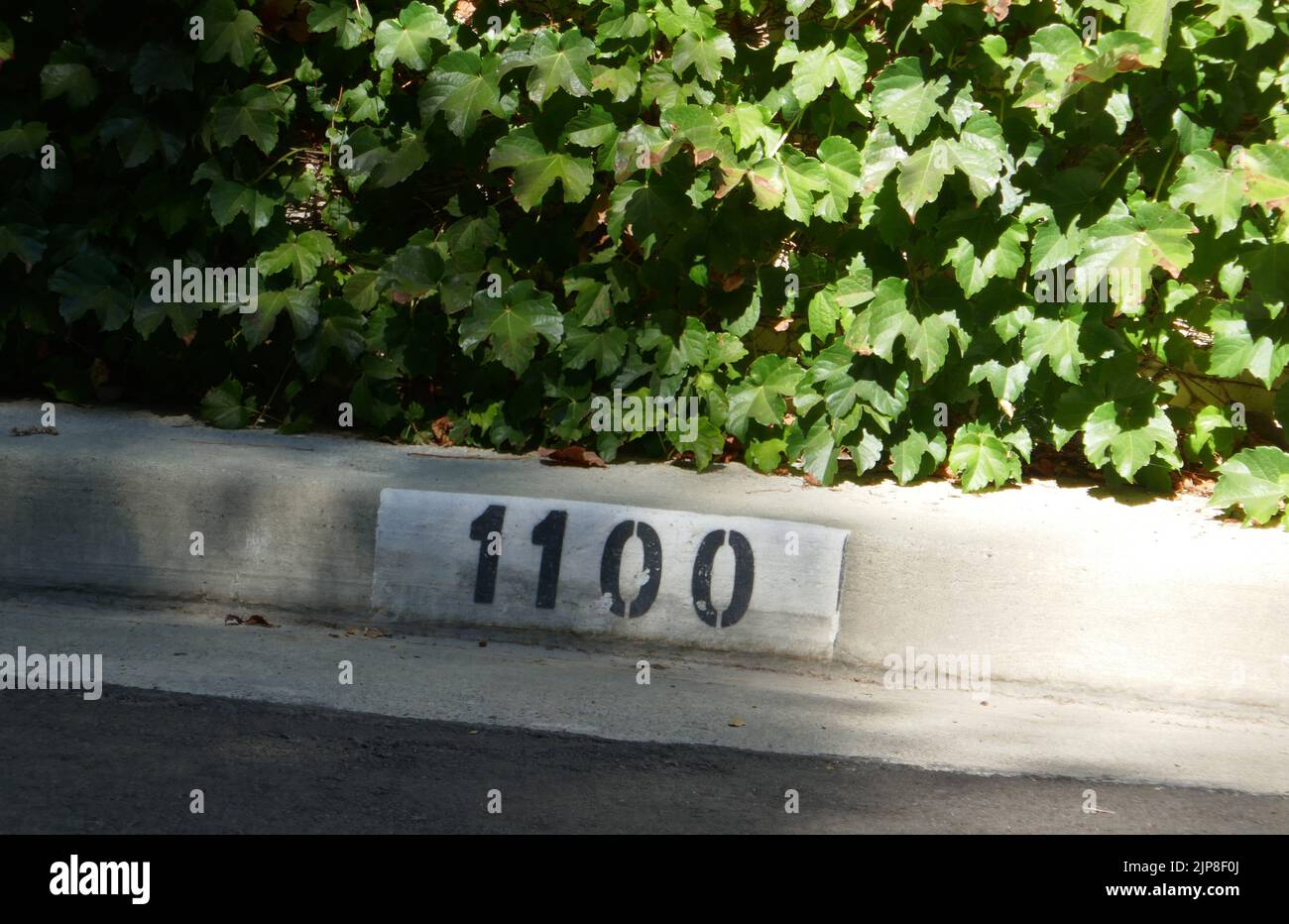 Beverly Hills, California, USA 15th August 2022 Actor Glenn Ford's Former Home/house at 1100 Summit Drive on August 15, 2022 in Beverly Hills, California, USA. Photo by Barry King/Alamy Stock Photo Stock Photo