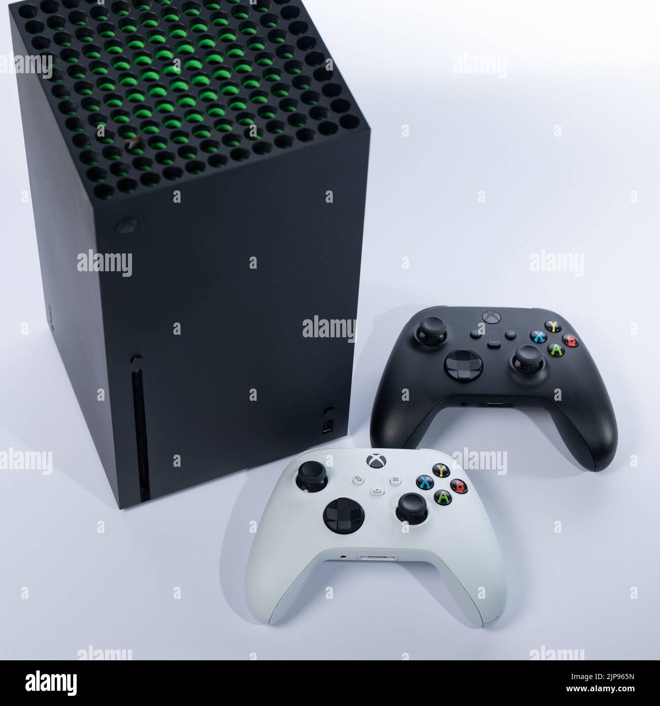 Xbox series x hi-res stock photography and images - Alamy