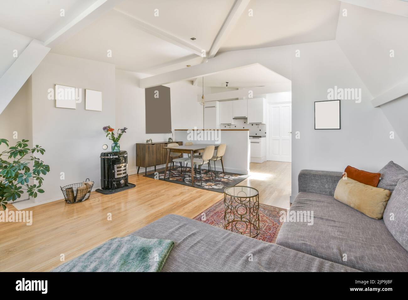 Warm Colors: 31 Rooms That Showcase the Coziness of the Rich Tones - Penthouse Apartment With Warm And Earthy Colors