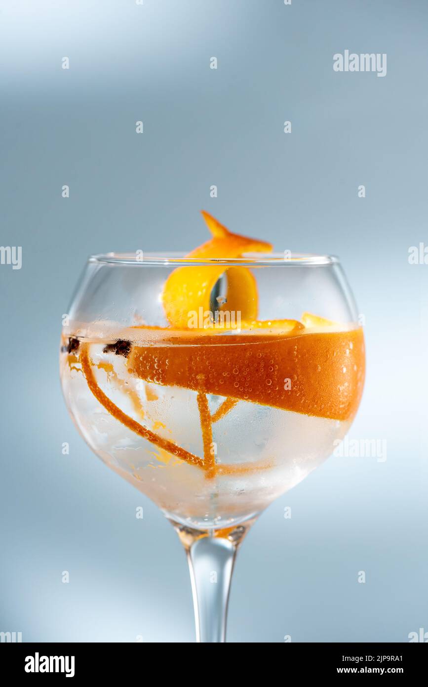 cocktail, orange peel, gin tonic, alcohol, cocktails, tropical drink