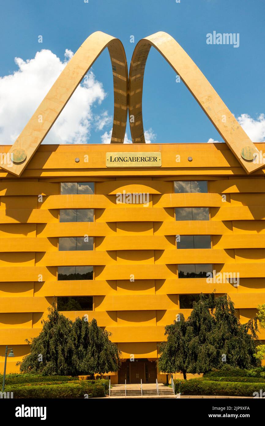 Longaberger big basket office building in Newark Ohio Stock Photo Alamy