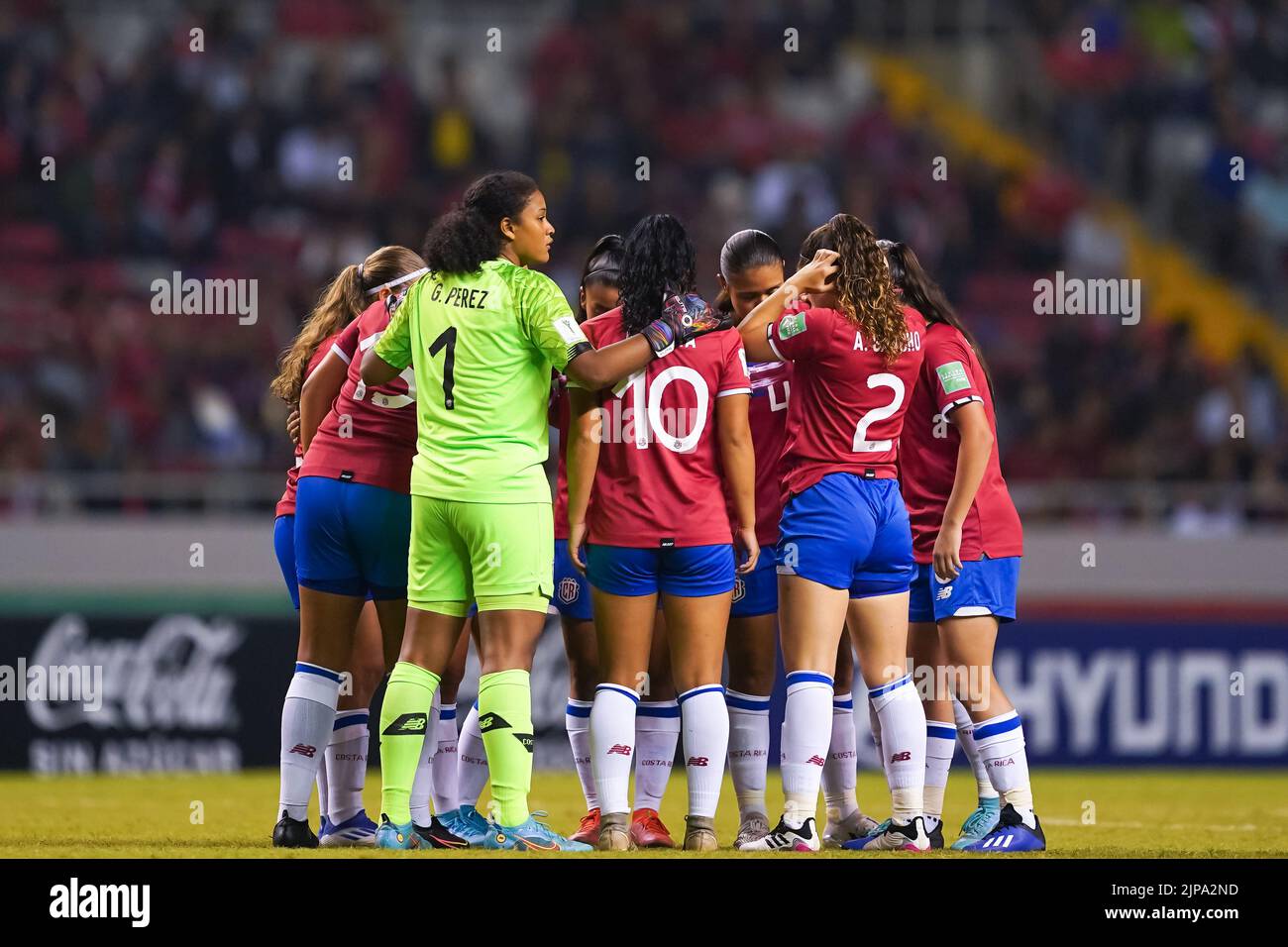 San Jose, Costa Rica. 13th Aug, 2022. San Jose, Costa Rica, August 13th 2022: Players of Costa Rica in a team huddle during the FIFA U20 Womens World Cup Costa Rica 2022 football match between Costa Rica and Spain at Estadio Nacional in San Jose, Costa Rica. (Daniela Porcelli/SPP) Credit: SPP Sport Press Photo. /Alamy Live News Stock Photo