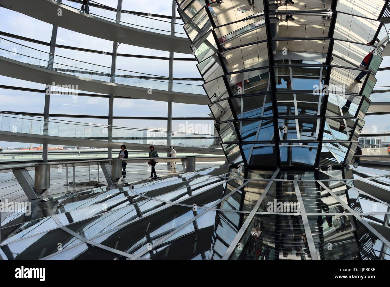 Glaskuppel auf dem Reichstagsgebäude, Deutschland, Berlin Stock Photo