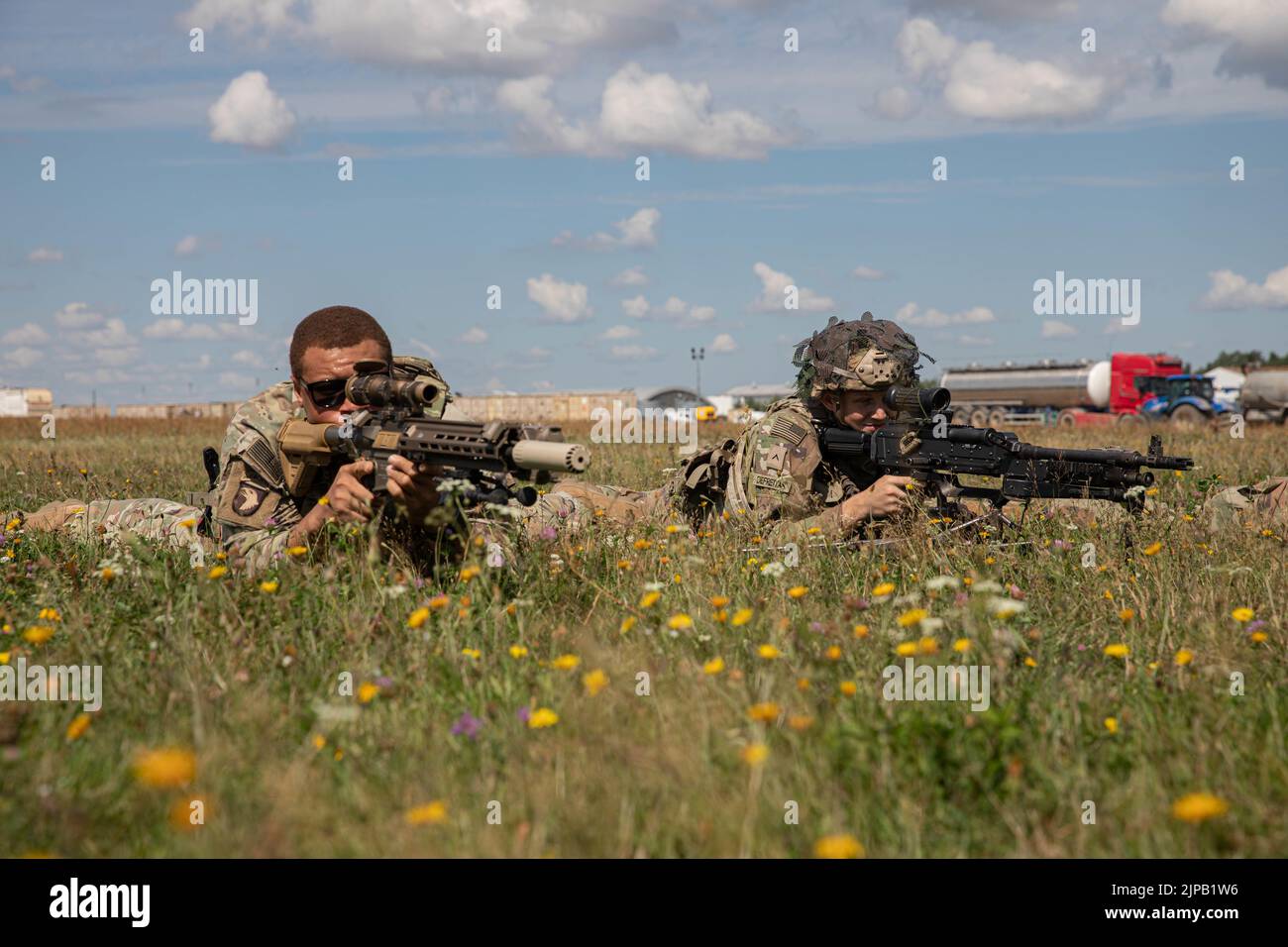 Mielec, Poland. 9th Aug, 2022. Soldiers assigned to Bravo Company RENEGADES 2nd Battalion, 502nd Infantry Regiment STRIKE FORCE 2nd Brigade Combat Team STRIKE 101st Airborne Division (Air Assault), conduct weapons drills on Aug. 9, 2022, at Mielec, Poland. 101st units will support V Corps mission to reinforce NATOs eastern flank and engage in multinational exercises with partners across the European continent to reassure our Nations allies. Credit: U.S. Army/ZUMA Press Wire Service/ZUMAPRESS.com/Alamy Live News Stock Photo