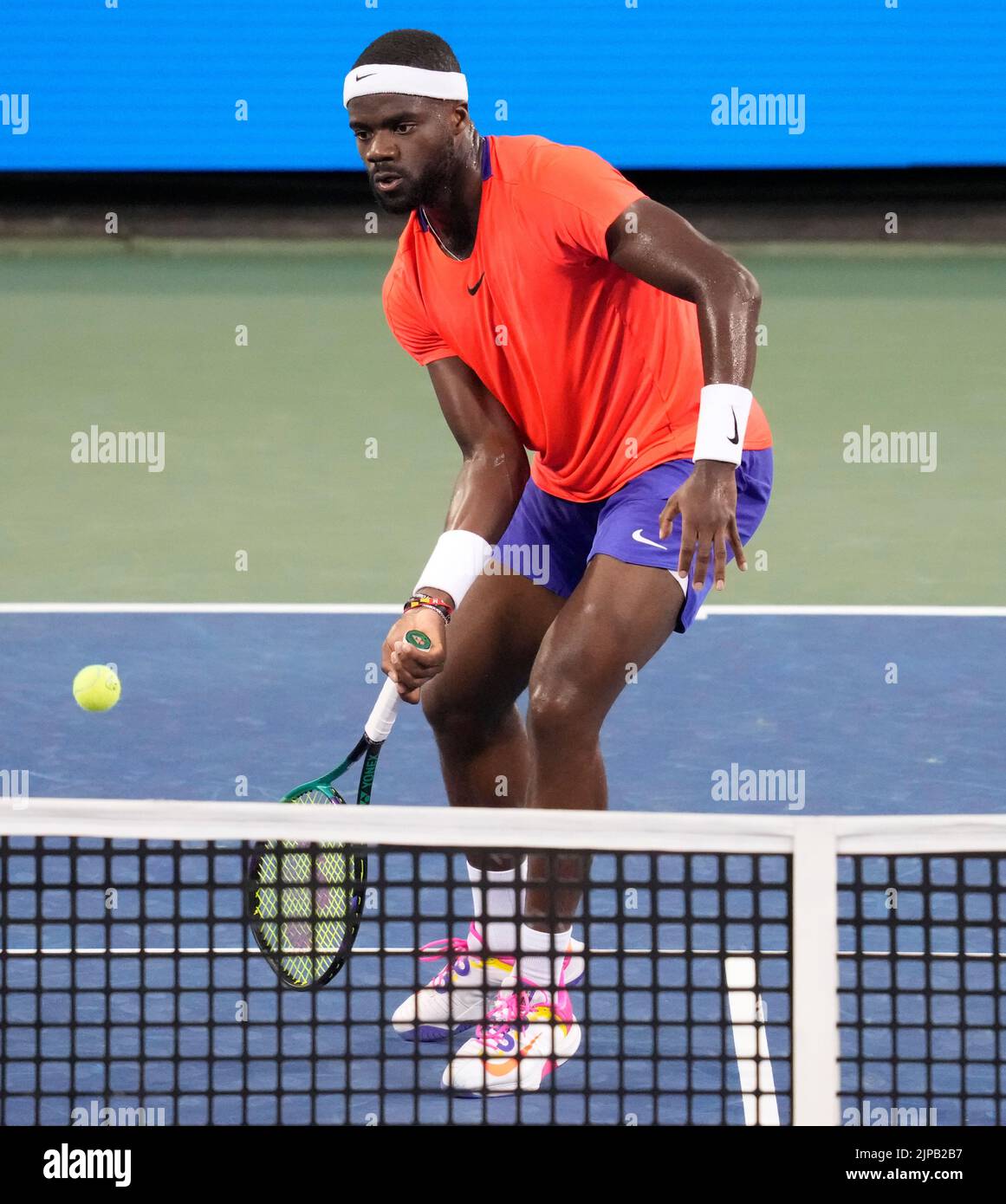 August 15, 2022: Frances Tiafoe (USA) defeated Matteo Berrettini (ITA) 7-6, 6-4, at the Western & Southern Open being played at Lindner Family Tennis Center in Cincinnati, Ohio/USA © Leslie Billman/Tennisclix/Cal Sport Media Stock Photo