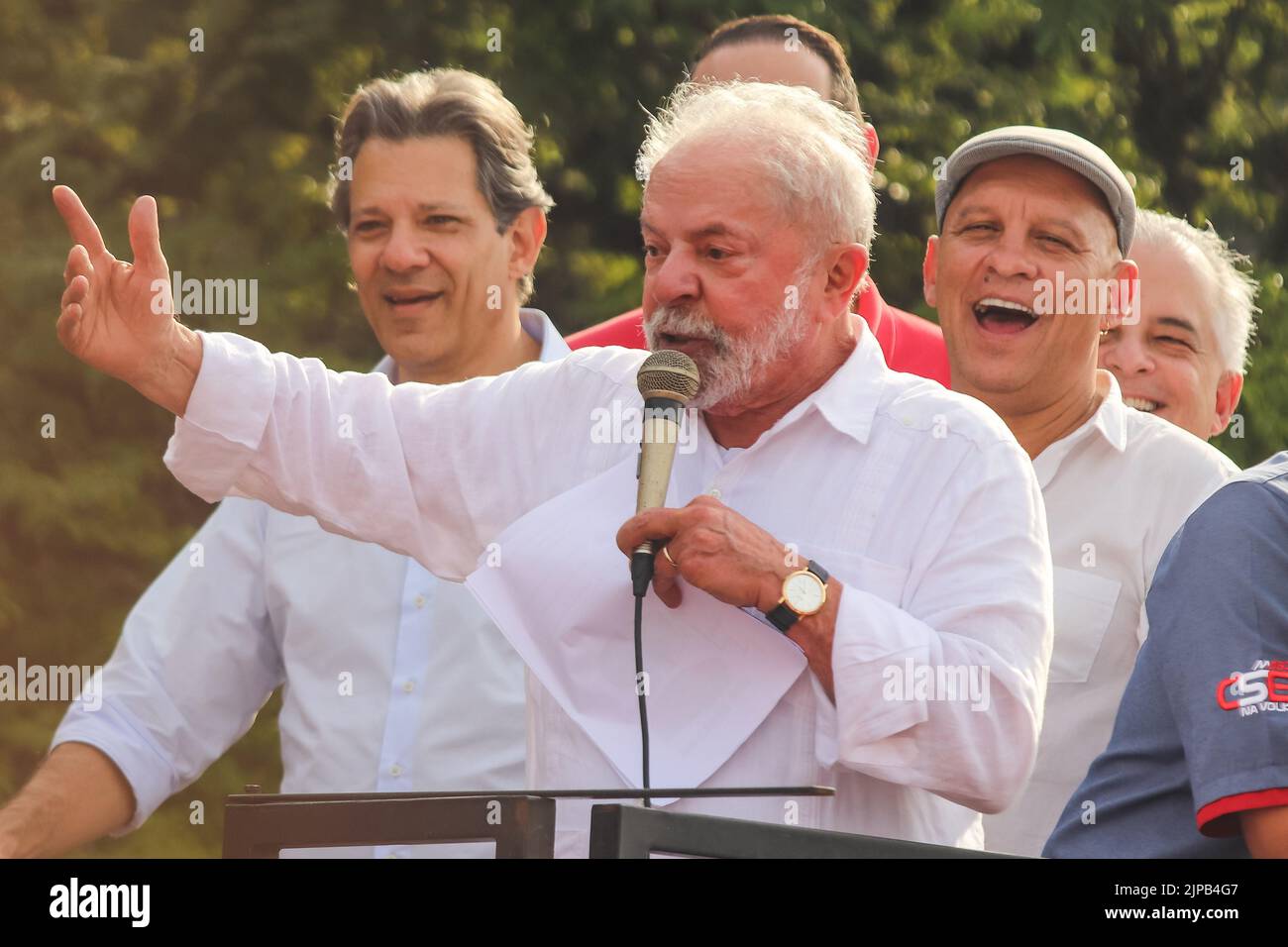 SÃO BERNARDO DO CAMPO, SP - 16.08.2022: LULA VISITA FÁBRICA DA VOLKSWAGEN - Presidential candidate Lula (PT) began his campaign activities this Tuesday afternoon (16) with a visit to the Volkswagen factory in São Bernardo do Campo, accompanied by the candidate for the government of the state of São Paulo, Fernando Haddad (PT) and Márcio França (PSB), candidate for the Senate from São Paulo. (Photo: Yuri Murakami/Fotoarena) Stock Photo