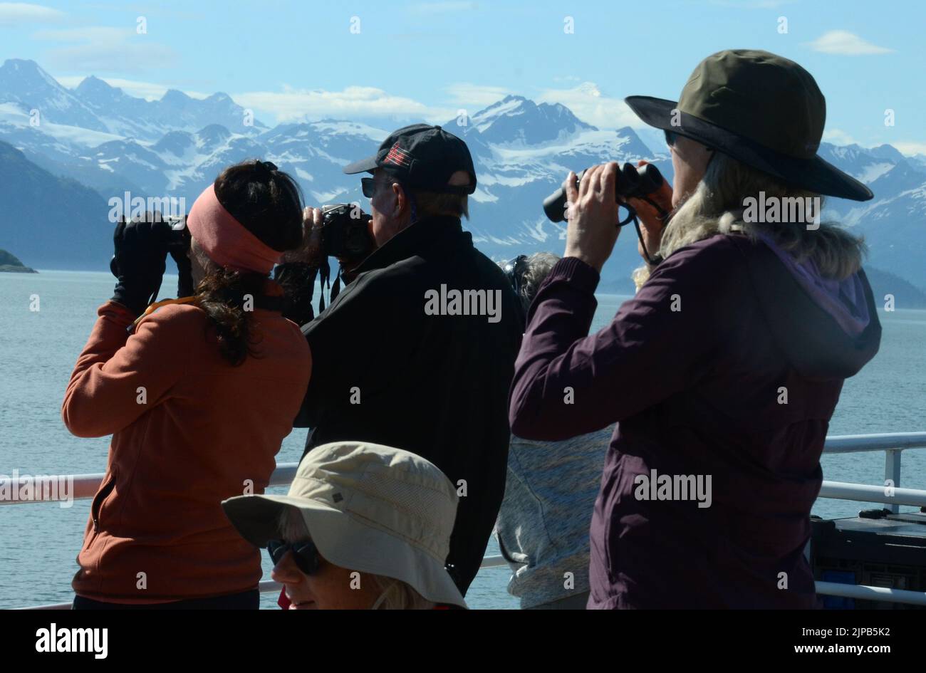 Glacier Bay, Alaska, USA. 3rd Aug, 2022. Passengers on the Uncruise line Wilderness Discoverer look at the waters in Glacier Bay National Park, Alaska, Wednesday August 3, 2022. (Credit Image: © Mark Hertzberg/ZUMA Press Wire) Stock Photo