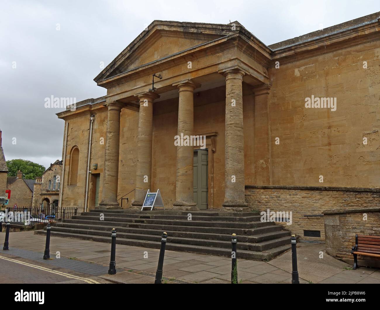 The old town hall, municipal building, Chipping Norton, West Oxfordshire, England, UK,  OX7 5NA Stock Photo