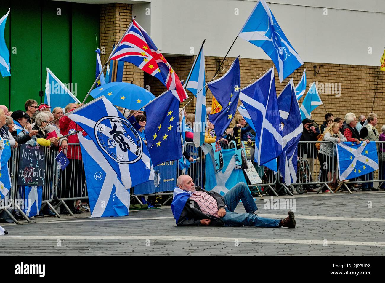 Perth Scotland, UK 16 August 2022. Protesters for a variety of causes gather outside Perth Concert Hall ahead of the Conservative Hustings that will decide the new Prime Minister. credit sst/alamy live news Stock Photo