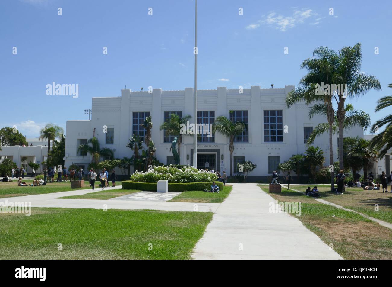 Los Angeles, California, USA 16th August 2022 Actress Myrna Loy Statue