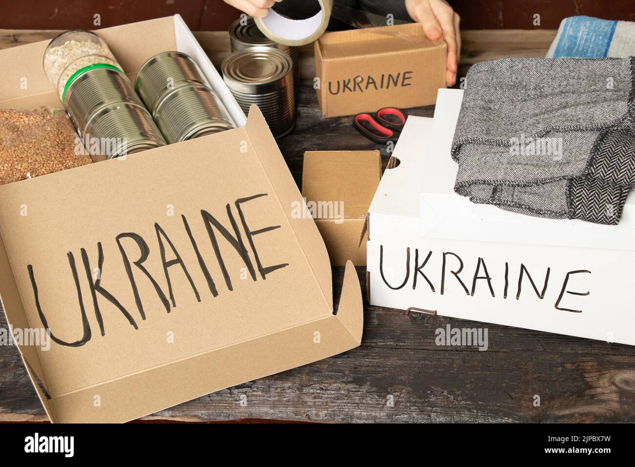 Humanitarian aid boxes hires stock photography and images Alamy