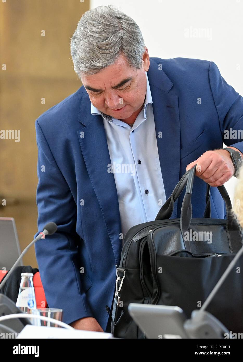 Potsdam, Germany. 16th Aug, 2022. Hagen Brandstäter, managing director of RBB, comes to the Brandenburg state parliament for a special session in the case of the recalled director Schlesinger. Credit: Jens Kalaene/dpa/Alamy Live News Stock Photo