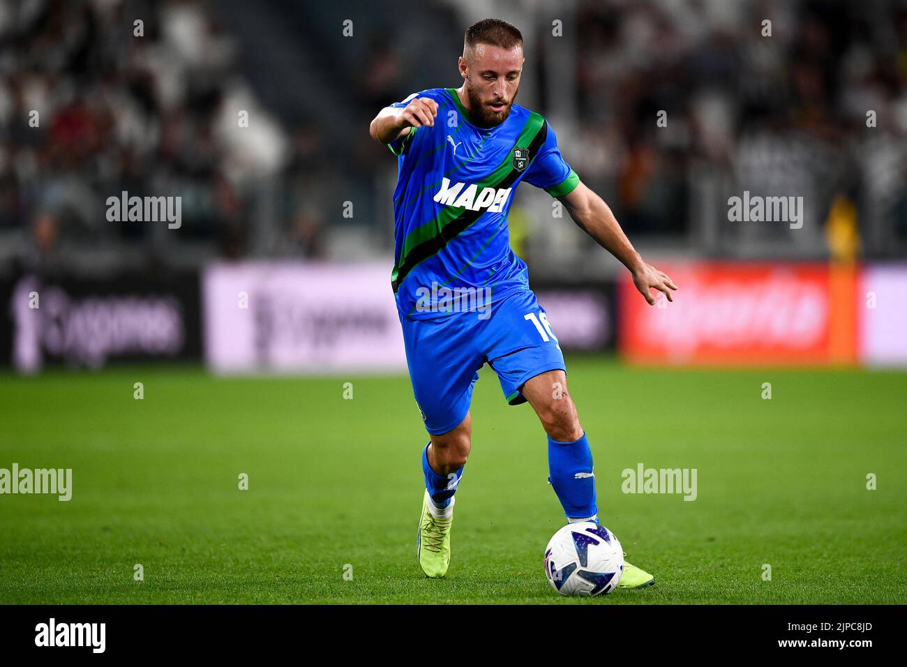 Turin, Italy. 15 August 2022. Davide Frattesi of US Sassuolo in action during the Serie A football match between Juventus FC and US Sassuolo. Credit: Nicolò Campo/Alamy Live News Stock Photo