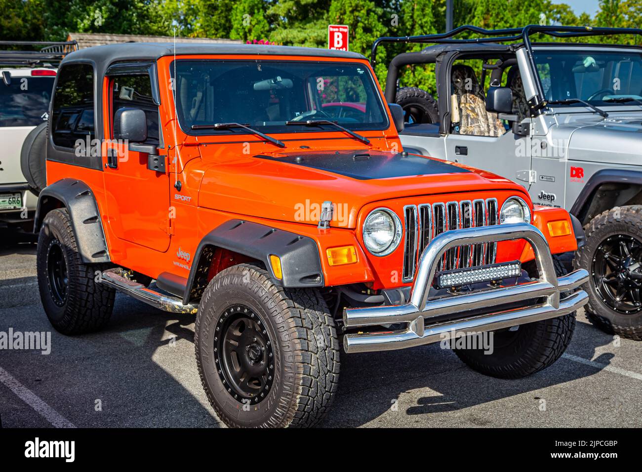 Pigeon TN August 25, 2017 Modified Jeep Wrangler Sport TJ