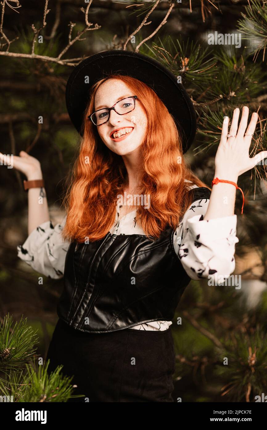 Cute smiling redhead girl hi-res stock photography and images - Alamy
