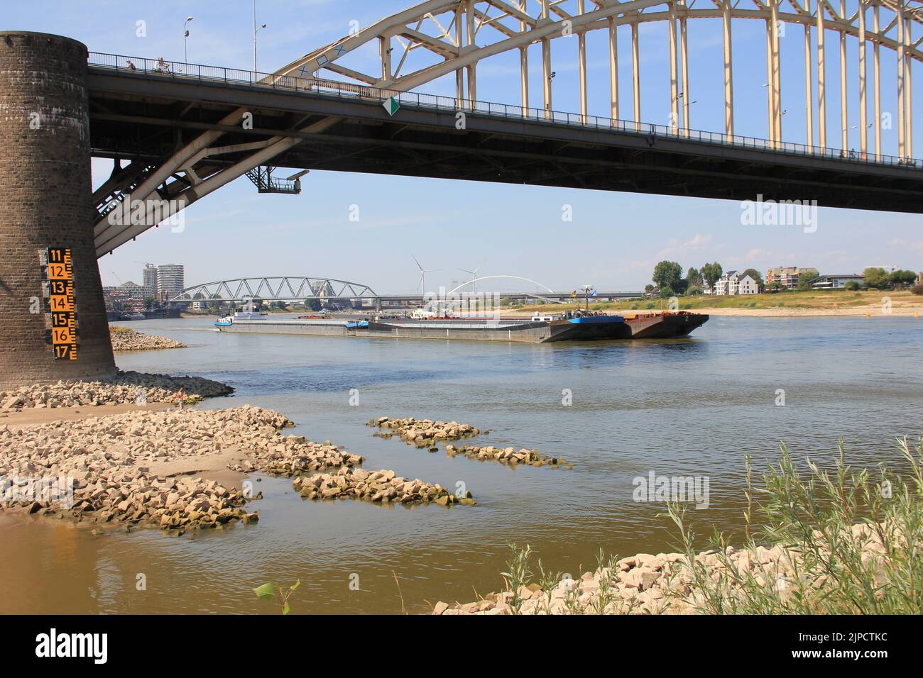 river waal near nijmegen Stock Photo Alamy river waal near nijmegen Stock Photo Alamy