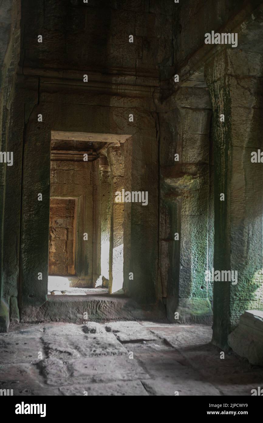 Dark corridor in the interior of Ta Kou (the East Gate), Angkor Wat, Siem Reap, Cambodia Stock Photo