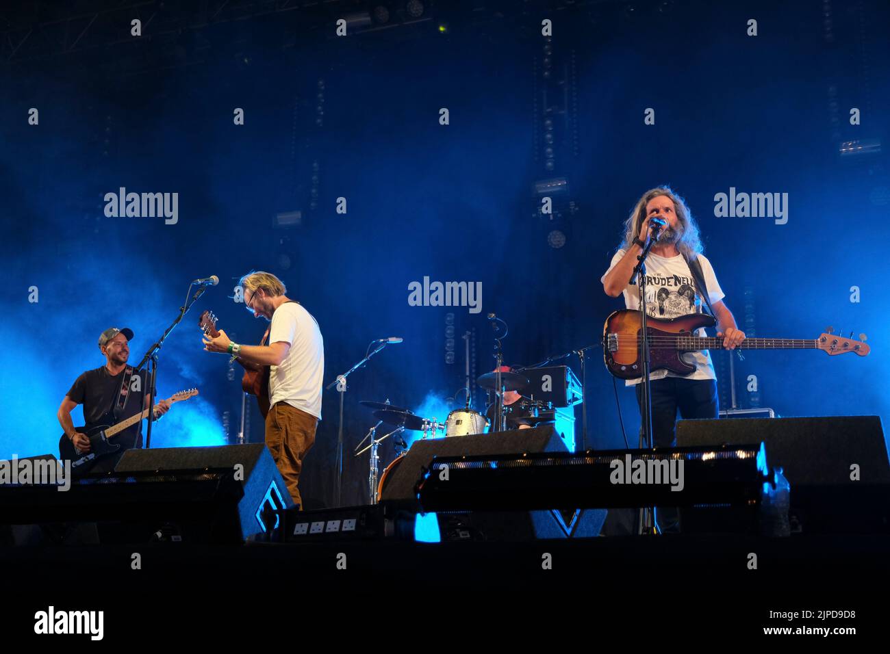 Turin Brakes (Olly Knights, Eddie Myer, Rob Allum and    Gale Paridjanian) perform at Fairport's Cropredy Convention. Banbury, UK. August 12, 2022 Stock Photo