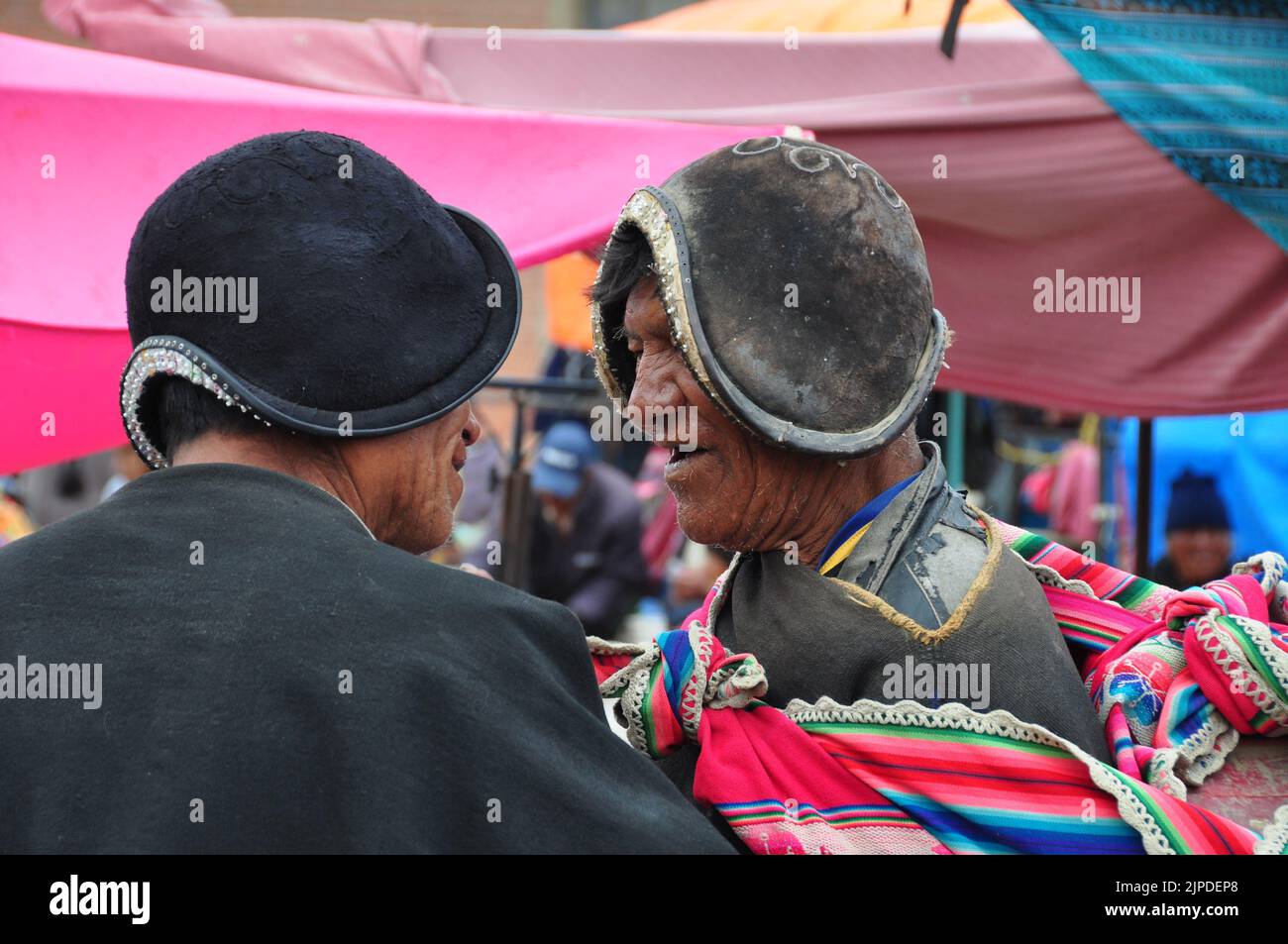 People at a market in in Bolivia Stock Photo