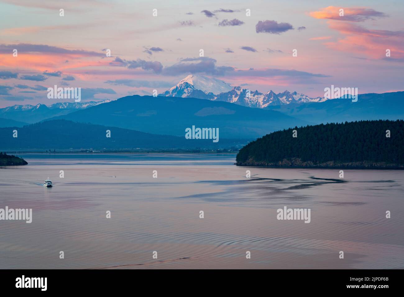 Anacortes is a town in the Pacific Northwest Puget Sound Stock Photo