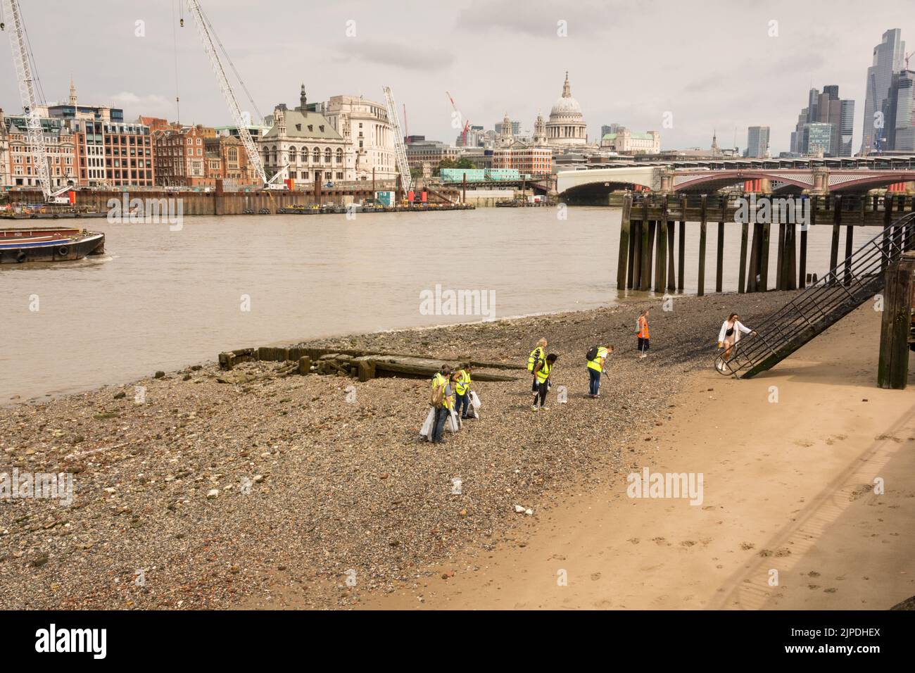 Plastic litter river hires stock photography and images Alamy