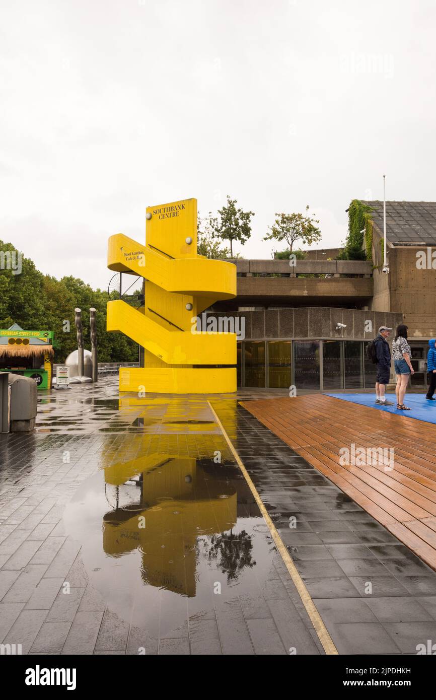 Queen Elizabeth Hall, Southbank Centre, London, UK. 26 May 2022. The London  premiere of Carmen, starring international ballet superstars Natalia  Osipova (The Royal Ballet) and Isaac Hernández runs from 27-28 May. Royal