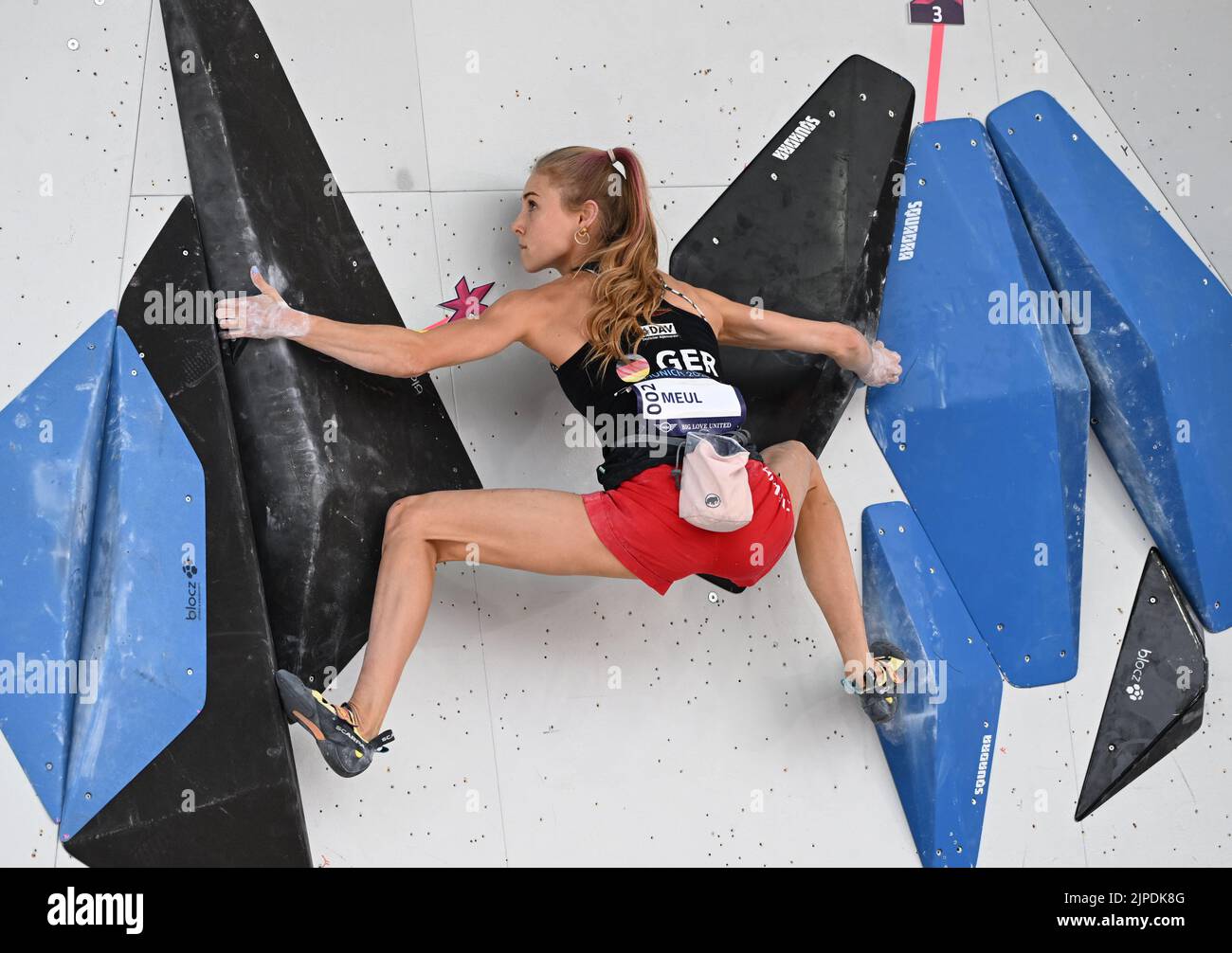 Munich, Germany. 17th Aug, 2022. Climbing European Championship, combination, women, bouldering