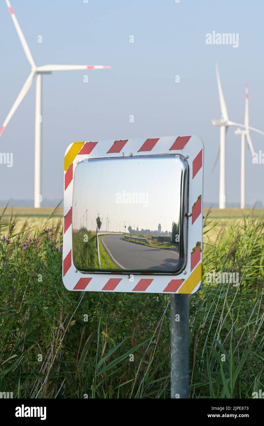 GERMANY, windenergy, windfarms with wind turbine / DEUTSCHLAND, Schleswig-Holstein, Reußenkoog, Windkraftanlagen Stock Photo