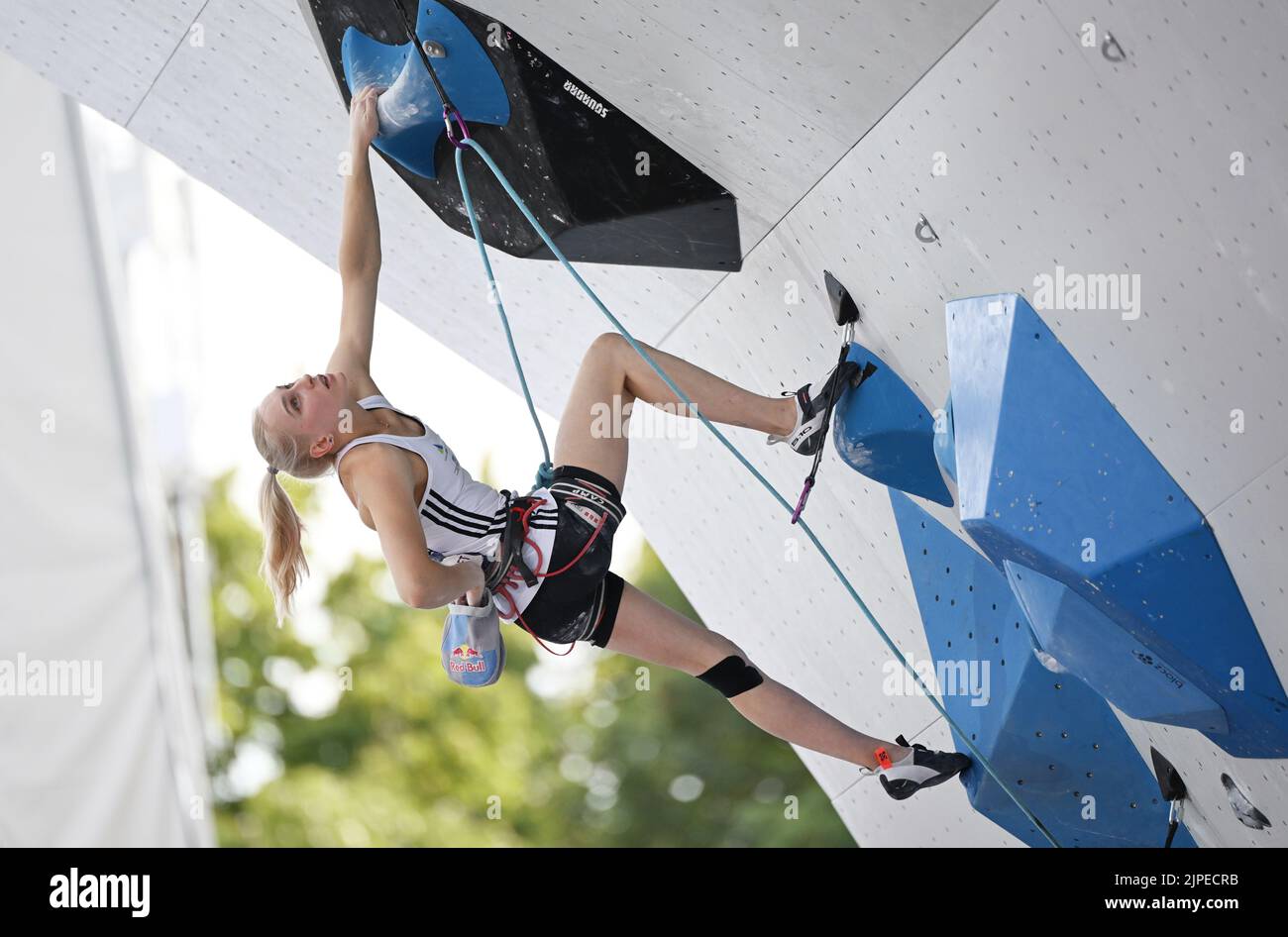 Munich, Germany. 17th Aug, 2022. Climbing European Championship, Combined, Women, Lead, Final