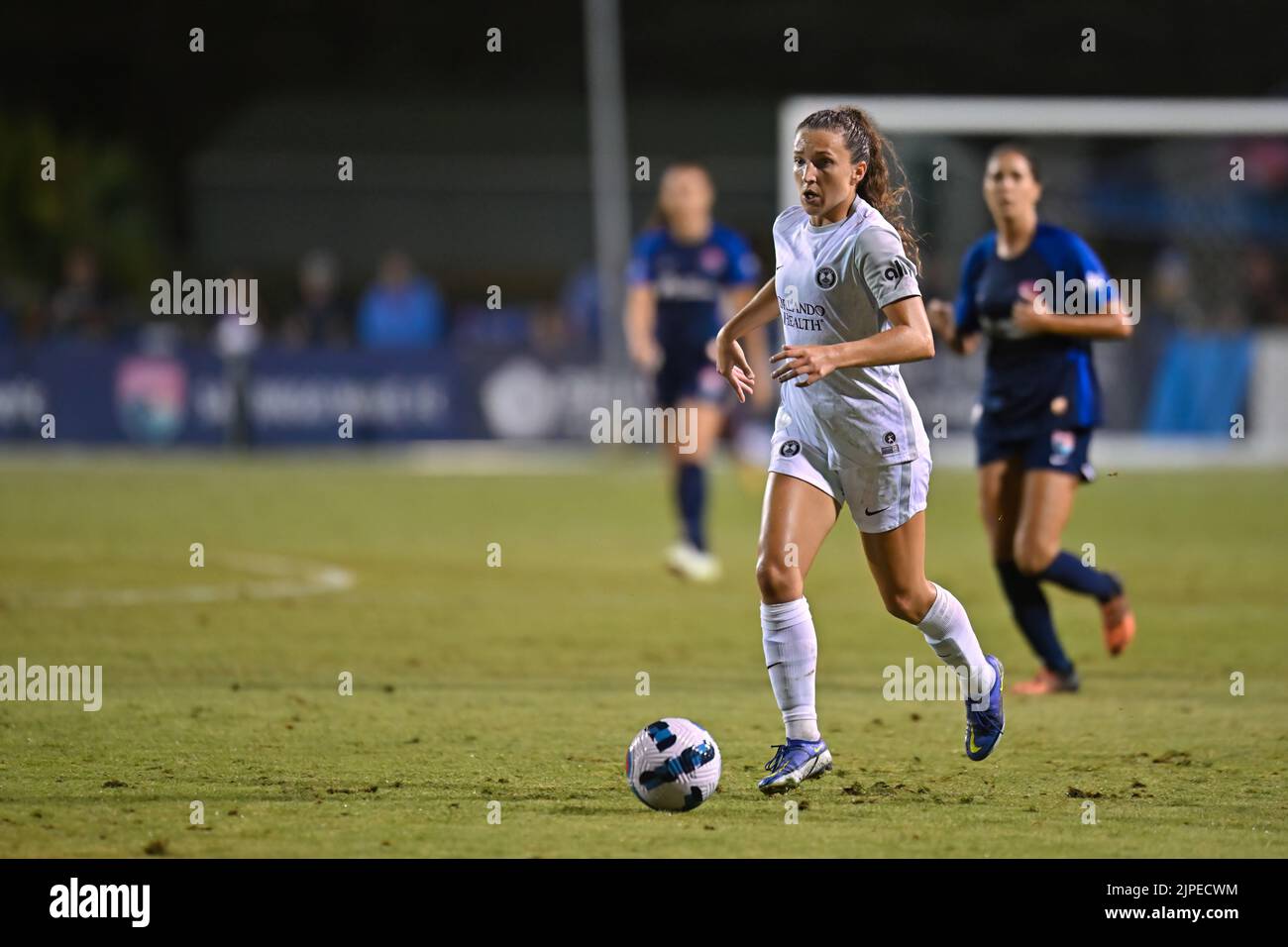 August 13, 2022:  Orlando Pride defender Kerry Abello (25) during a NWSL soccer match between the Orlando Pride and the San Diego Wave FC at Torero Stadium in San Diego, California.  Justin Fine/CSM/Sipa USA(Credit Image: © Justin Fine/Cal Sport Media/Sipa USA) Stock Photo