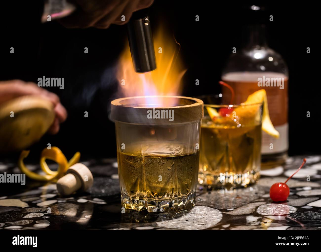 Old Fashioned Cocktail Bourbon Hi res Stock Photography And Images Alamy old-fashioned-cocktail-bourbon-hi-res-stock-photography-and-images-alamy