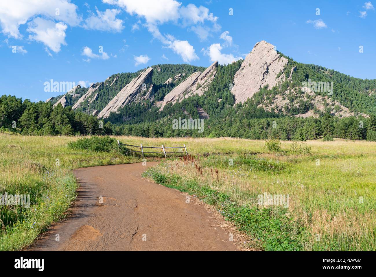 View of the Flatiron Peaks in Chautauqua Park in Boulder, Colorado Stock Photo