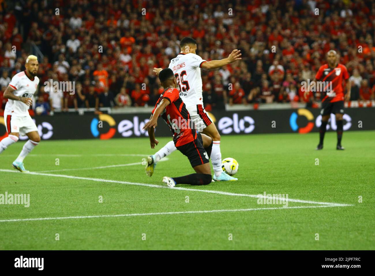 CURITIBA (PR) - 12/07/2023 - Copa do Brasil 2022 / Futebol - ATHLÉTICO (PR)  X FLAMENGO (RJ) Copa do Brasil 2023, quartas de final jogo 2 de 2, na noi  Stock Photo - Alamy