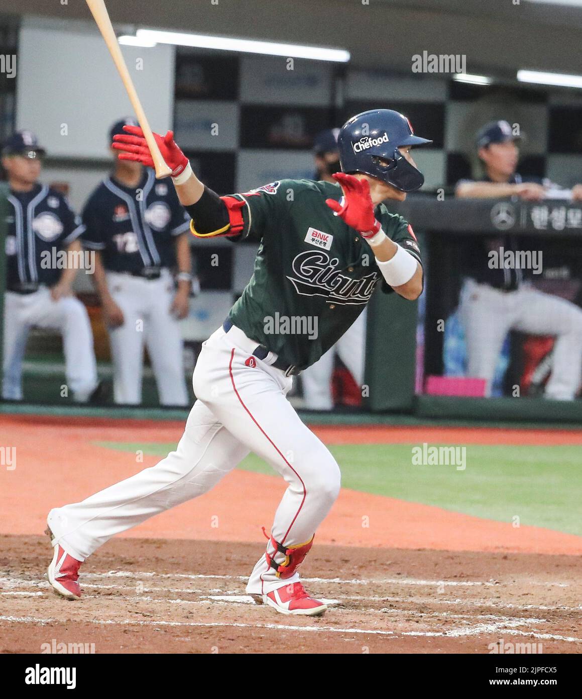 18th Aug, 2022. Baseball Lotte Giants vs. Doosan Bears Park Seungwook