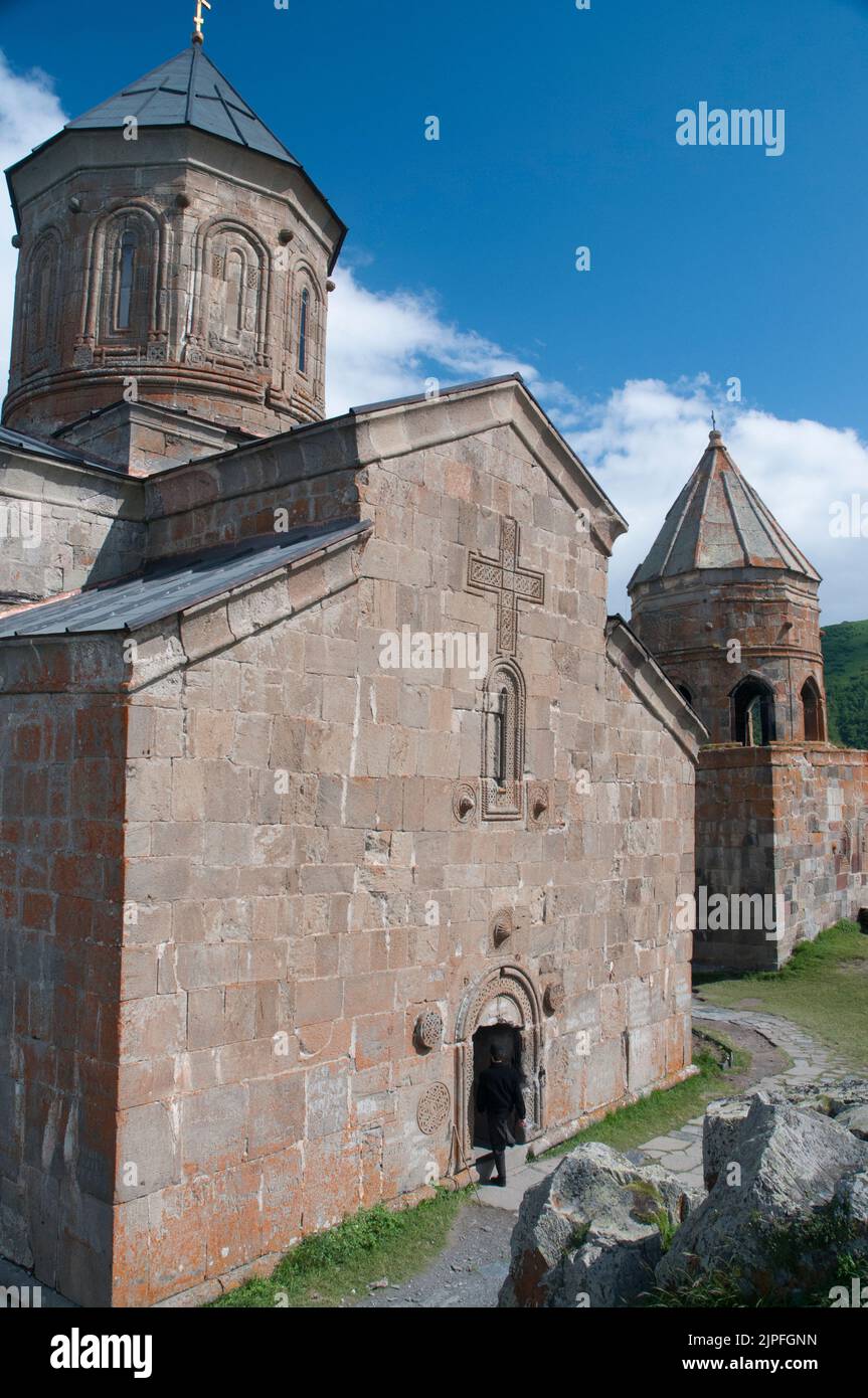Gergeti Trinity Church  above Kazbegi (Stepantsminda) in the Caucasian republic of  Georgia Stock Photo