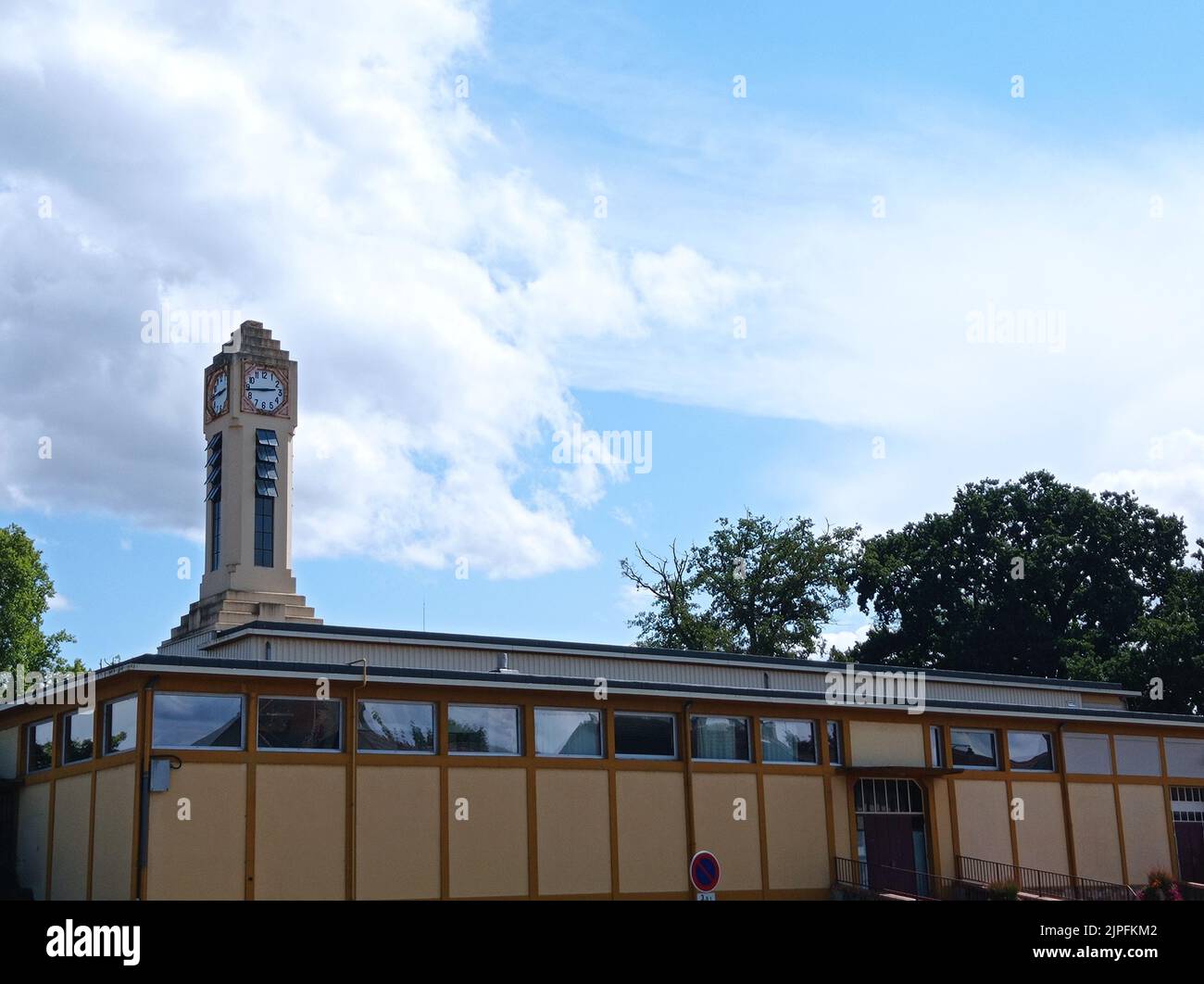 Maison à Vallon en Sully, l'Allier, France Stock Photo Alamy