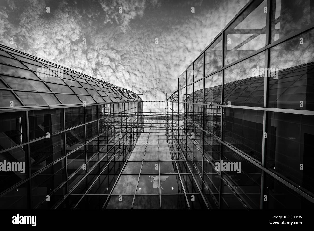 Retail building exterior Black and White Stock Photos & Images - Alamy