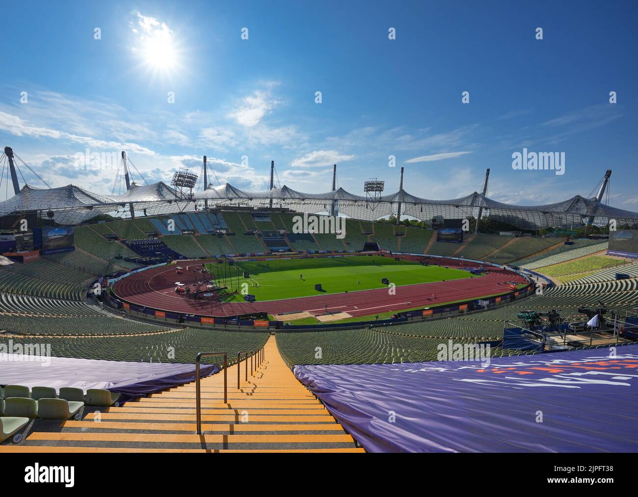 Munich, Germany. 17th Aug, 2022. The Olympic Stadium is the venue of the European Athletics Championships. Credit: Soeren Stache/dpa/Alamy Live News Stock Photo